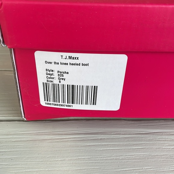 NIB Catherine Malandrino Porcha Grey Block Heel OTK Boots size 8 - Picture 6 of 6